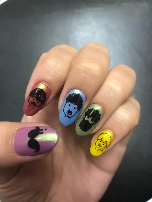 ライブ仕様ネイル お時間頂ければ頑張りますシリーズ Official髭男dismネイル Rands Nail ランズネイル 所属 Rands Nail Sumireのネイルデザイン ミニモ