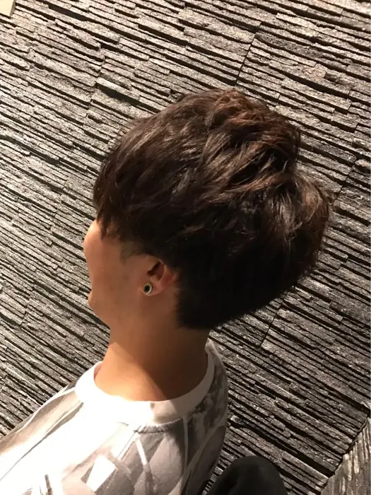 スタイル ツーブロック 5mm 刈り上げ セットしやすいパーマ アイロンパーマ ワックス仕上げ ヒロ銀座所属 吉澤 咲那のヘアカタログ ミニモ スタイル ツーブロック 5mm 刈り上げ セットしやすいパーマ アイロンパーマ ワックス仕上げ ヒロ銀座所属 吉澤 咲那のヘアカタログ ミニモ