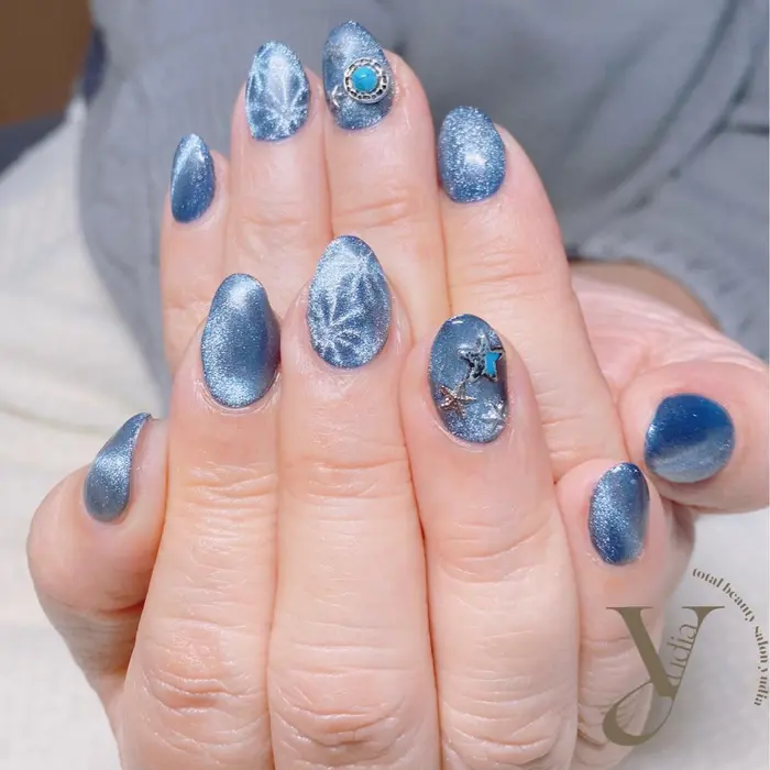 パラジェル 夏ネイル 秋ネイル ニュアンスネイル マグネットネイル オーロラネイル お洒落ネイル Total Beauty Salon Yudia 恵比寿本店所属 Yudia Enaのネイルデザイン ミニモ