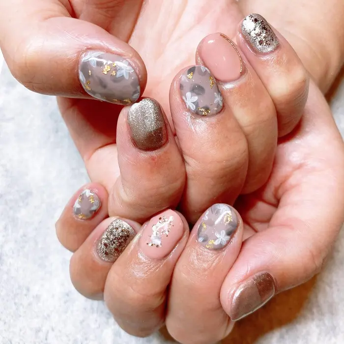 ゲストネイル ギャラクシーネイル ニュアンスネイル ナチュラルネイル 大人ネイル トレ Nail Salon La Mer ラメール所属 Nail Lamerのネイルデザイン ミニモ