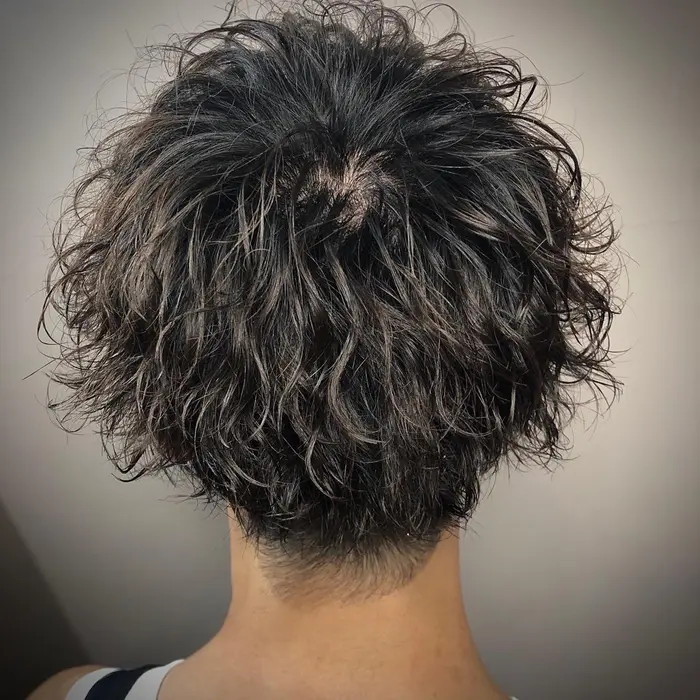 キメるスパイラルパーマ Ash都立大学所属 メンズパーマ特化 中山裕介のヘアカタログ ミニモ