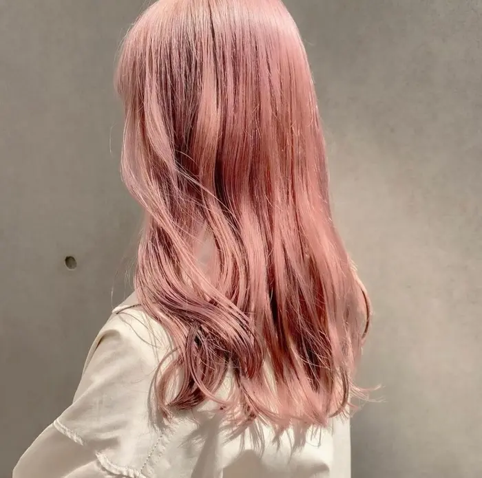 ペールピンク ピンクカラー ピンクベージュ ミルクティーピンク Leben所属 透明感カラー Mikuのヘア カタログ ミニモ