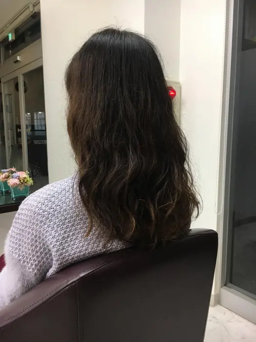 ロングスタイルです ゆるめのパーマをかけてみました Hair Make Dolly所属 甲斐 飛鳥のヘアカタログ ミニモ