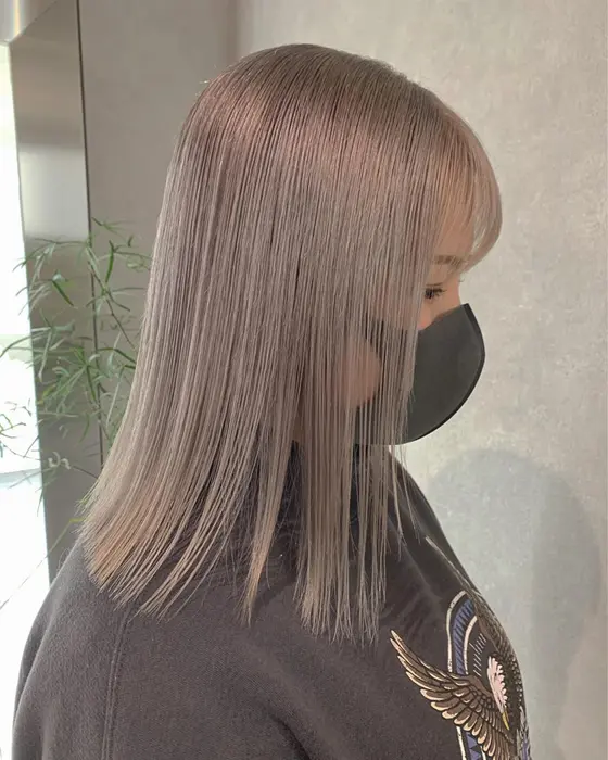 ブリーチ2回 ムラシャンなどをすると色がキープできます Zest Cres所属 Nanaseのヘアカタログ ミニモ