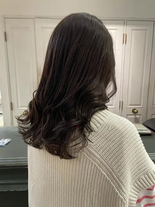 就活カラー オリーブグレージュ Bebe所属 Haruka Bebe のヘアカタログ ミニモ