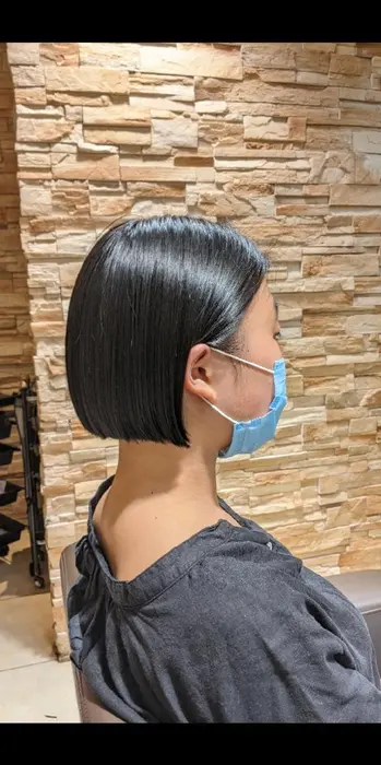 襟足ギリギリのぷつっとミニボブ 美容室bcbg ベーセベーゼ 成増店所属 蒲生 優のヘアカタログ ミニモ