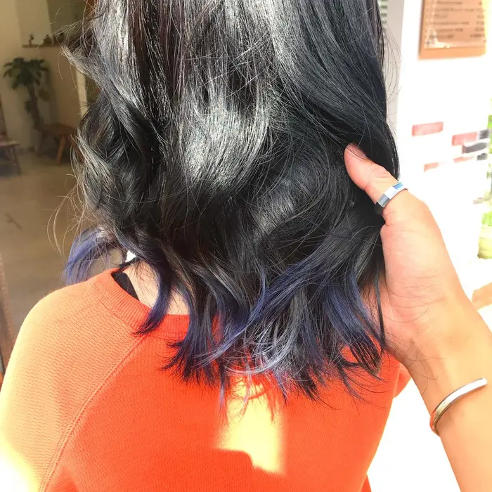 デニムカラーの裾カラー 綺麗な色落ちが楽しめます Lico Hair所属 澤田 凌のヘアカタログ ミニモ