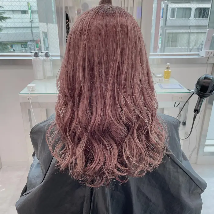 ヘアカラー ブリーチなし ブリーチなしミルクティー ブリーチなしグレージュ グレージュカラ Minimo人気サロンカラー 満足度no 1髪質改善トリートメントtheater池袋店 She 所属 透明感カラー 大得意海斗のヘアカタログ ミニモ