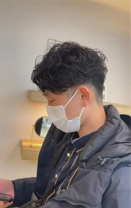 くせ毛活かしでパーマ風セットしてみてます 嫌なくせ毛もカットでかっこよくしちゃいます Apish Aoyama所属 松村 潤華のヘアカタログ ミニモ