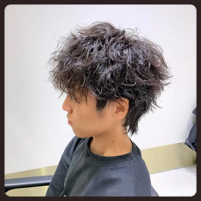波巻き 波巻きパーマ 波巻きスパイラル スパイラル スパイラルパーマ ツイストスパイラル ツイストス Go Today Shaire Salon 原宿verno店所属 メンズ専門 Tomokiのヘアカタログ ミニモ