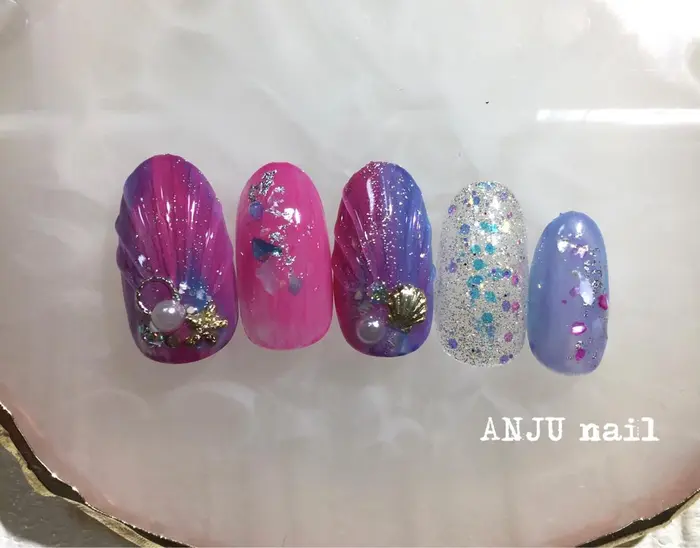 ネイルチップ マーメイドネイル グラデーション 夏ネイル Anju Nail Chillax Anju所属 癒心 杏樹のネイル デザイン ミニモ