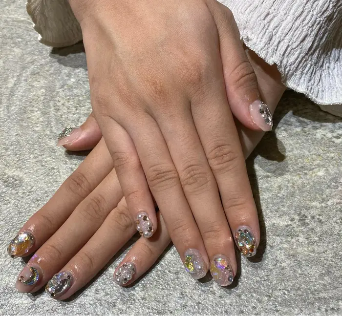 ネイルサロンラウンジ大宮店所属 Rounge Erinaのネイルデザイン ミニモ