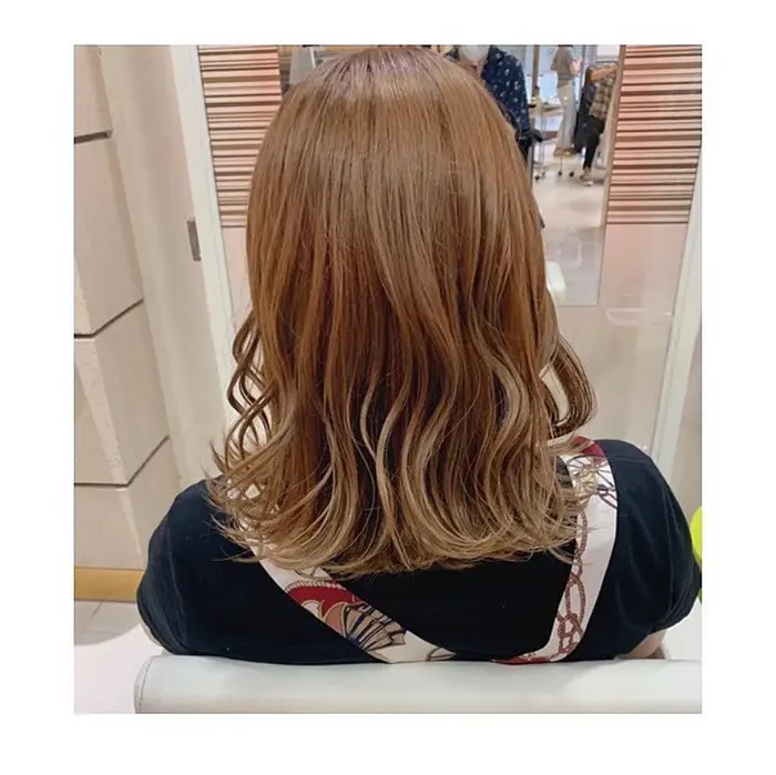 ことりベージュ𓈒𓂂𓏸 Hair Salon L所属 艶髪師 のぞみのヘアカタログ ミニモ