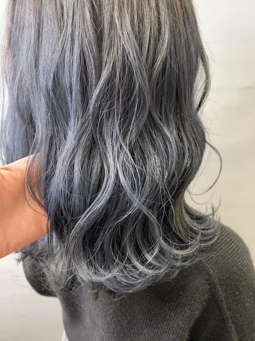 ベージュ グレージュ ピンクブラウン アッシュグレー アッシュグレージュ オリーブベージュ エヌド Zina Ikebukuro所属 髪質改善 艶髪 ヤマザトのヘアカタログ ミニモ