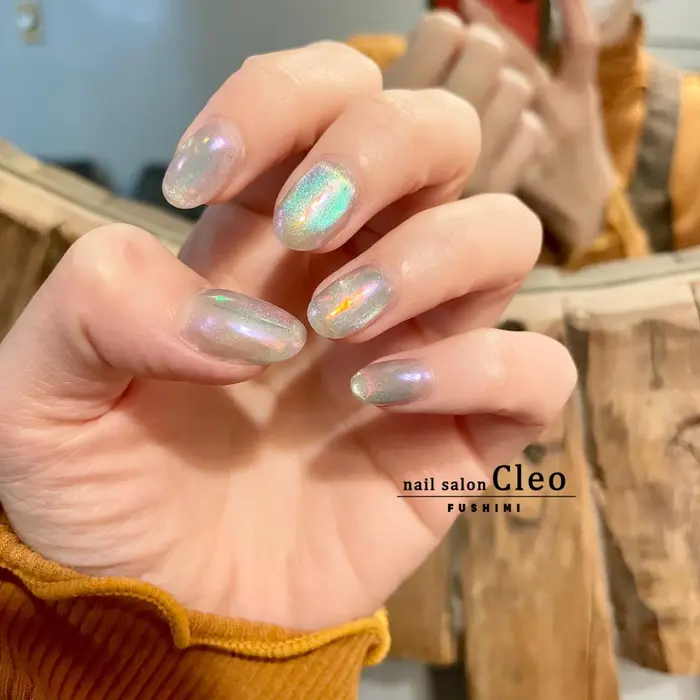 うるうるネイル トレンドのオーロラデザインです ネイルサロンクレオ Cleo 伏見店所属 Cleo伏見店 Yukiのネイル デザイン ミニモ
