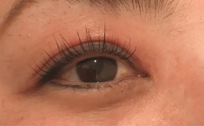 パリジェンヌラッシュリフト 真っ直ぐ立ち上がって美しい目もとに アイラッシュ ドライヘッドスパ Riri所属 本庄 吏沙のマツエク デザイン ミニモ