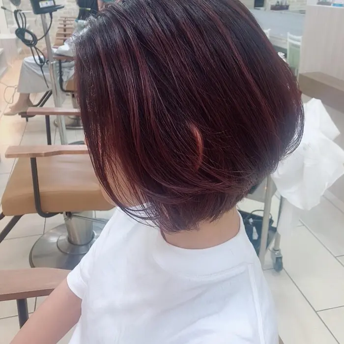バレイヤージュ ワインレッドカラー 流した髪が綺麗に見えます Luana Hair Treatment 梅田店所属 ベージュカラー 前髪 後毛yurinaのヘアカタログ ミニモ