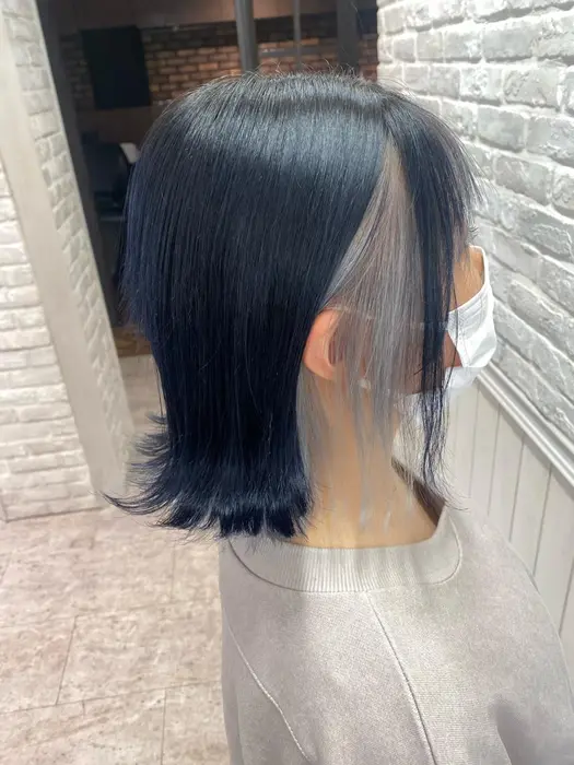 ブルーをベースに中は白のインナーカラー｜grow所属・grow MIZUKIの ...