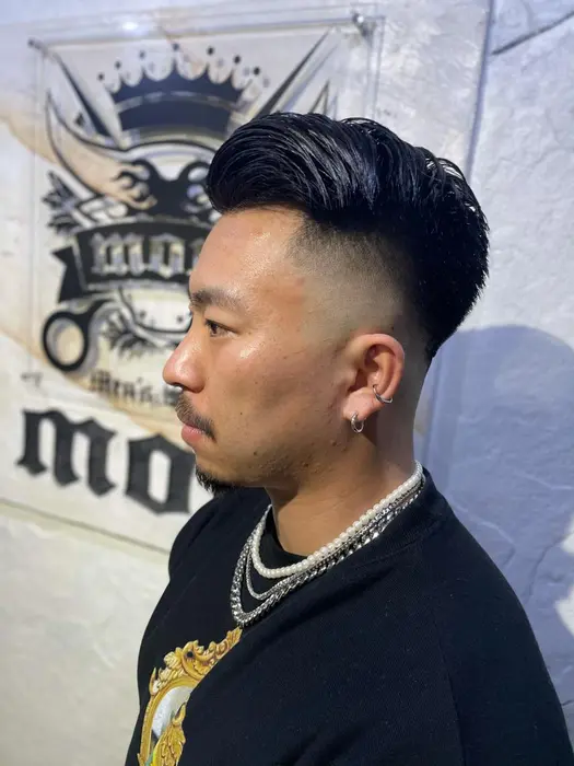 イケてる男はスキンフェード Mow所属 波巻きパーマ ツイスパ Junのヘアカタログ ミニモ