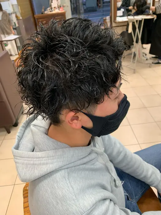 大人気ツイストスパイラルパーマ クアトロ グランシュ川崎店所属 韓国風ヘア 近藤寿哉のヘアカタログ ミニモ 大人気ツイストスパイラルパーマ クアトロ グランシュ川崎店所属 韓国風ヘア 近藤寿哉のヘアカタログ ミニモ