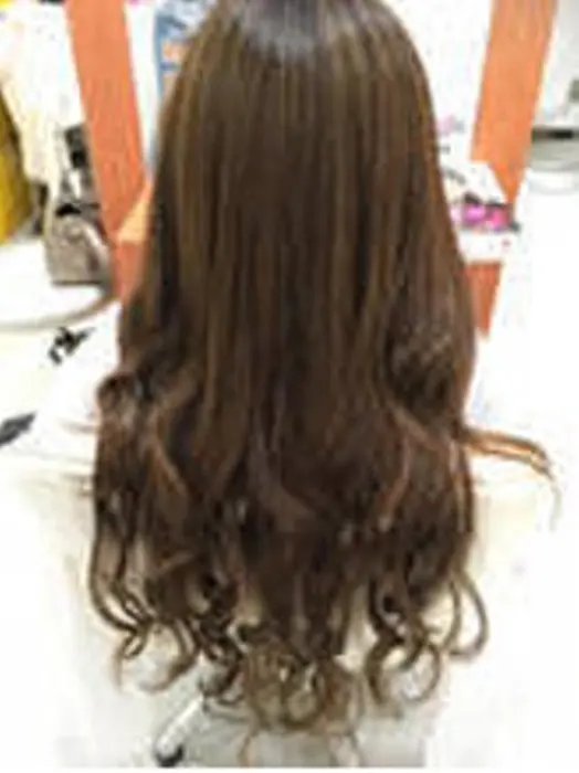 地毛の髪色が明るめで もともと長さのあるお客様です 編み込みロング50本をお取り付けさせて頂きま Duohairextentions 新宿所属 Duohair 新宿店のヘアカタログ ミニモ