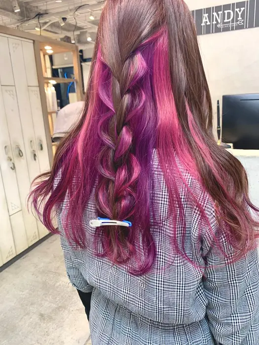 インナーピンクパープルカラー Offwhite 大阪店所属 Asuma ハイトーンカラーのヘアカタログ ミニモ