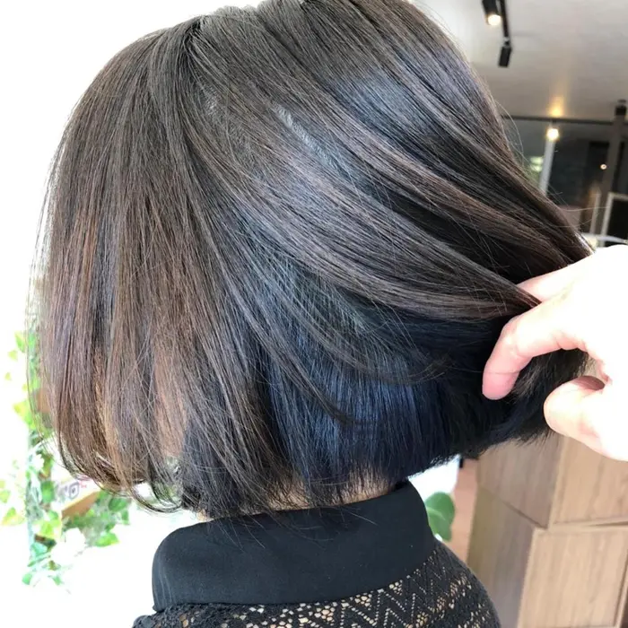 インナーカラー 青 ピンク 紫 緑 などなど ブリーチ必須です Cuthie本店所属 山﨑 愛佳のヘアカタログ ミニモ