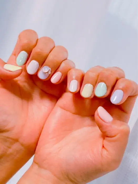 春ネイル パステルカラーで大人っぽく ネイルサロンbonheur ボヌール 所属 ネイルサロン ボヌールのネイル デザイン ミニモ