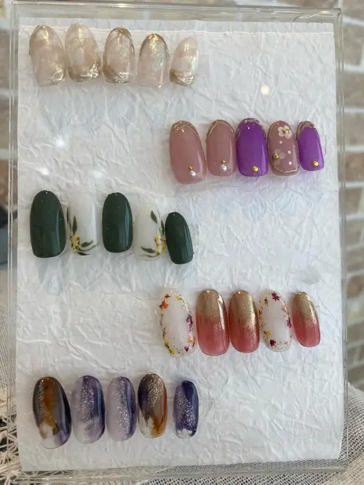 Iconiq長久手店所属 水野 優葉のネイルデザイン ミニモ