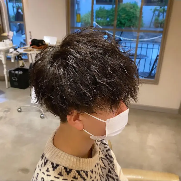 トレンドパーマ縦落ちツイストスパイラル Lolonois池田店所属 波巻きスパイラル ツイスパ 西條真治のヘアカタログ ミニモ