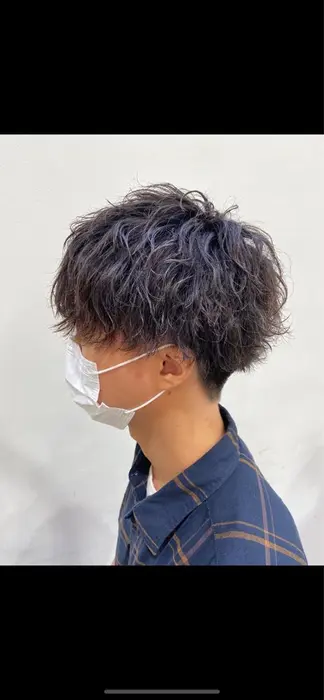 軽めマッシュに スパイラルツイストパーマ Zest吉祥寺店所属 絶対失敗しないパーマ 隼人のヘアカタログ ミニモ