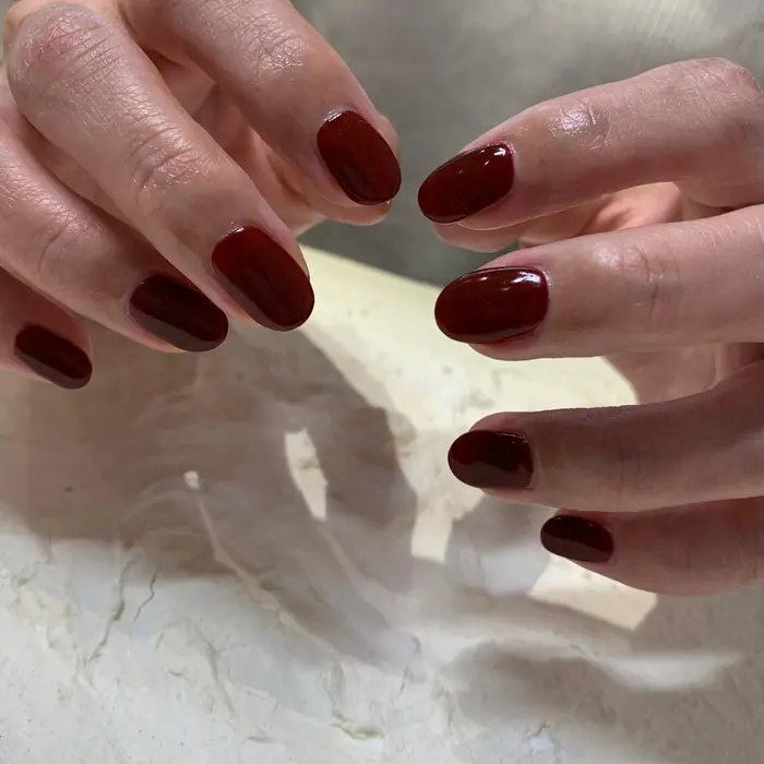 ボルドー Larme By Curro所属 マキノ ユイのネイルデザイン ミニモ ボルドー Larme By Curro所属 マキノ ユイのネイルデザイン ミニモ