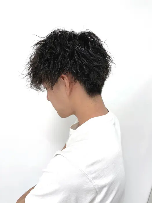 カット スパイラルパーマ メンズカット スパイラルパーマ エルロード自由が丘所属 落合 鈴音のヘアカタログ ミニモ