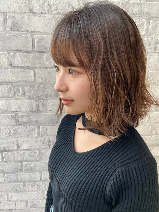 シナモンベージュ ブリーチなしでもこれだけ透明感出せます Rag所属 加藤 澄都のヘアカタログ ミニモ
