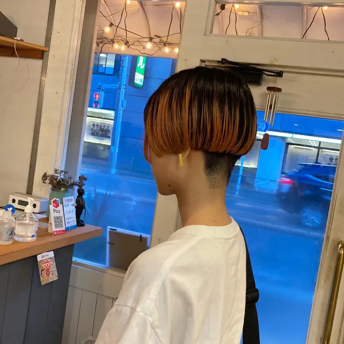 昔のブリーチをいかしてオレンジカラー|Sorcier所属・大島 栞菜のヘア