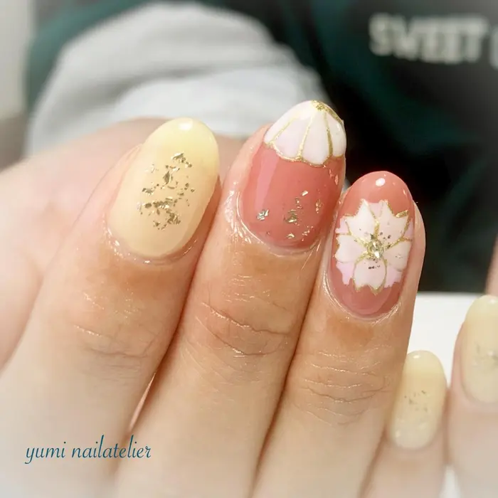 卒業式ネイル 袴ネイル 桜ネイル フラワーネイル ユミ ネイルアトリエ所属 ネイリスト Yumiのネイルデザイン ミニモ