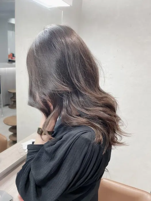 乾かしただけでこのカールが再現できます 韓国風パーマスタイル人気です 乾かし方もしっかりお伝 Salon Coall所属 韓国推し Anriのヘア カタログ ミニモ