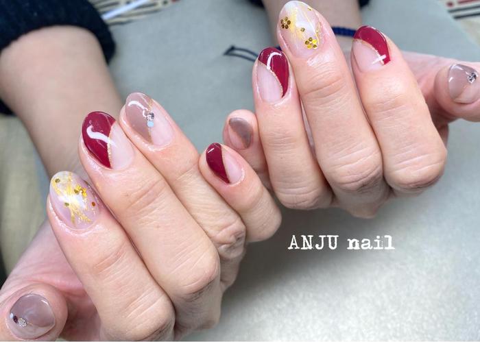 ボルドーネイル お正月ネイル グレージュ Anju Nail Chillax Anju所属 癒心 杏樹のネイル デザイン ミニモ