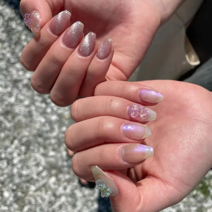 通常料金 クリア10本 2500 マグネットジェル5本 500 ピンクオーロラ5本 500 くま Boo Boo Nail所属 Boo Boo Nailのネイルデザイン ミニモ