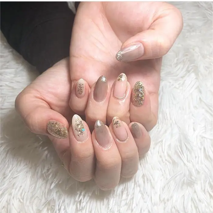 くすみカラーニュアンスネイル Miki Nail所属 田村 未来のネイルデザイン ミニモ