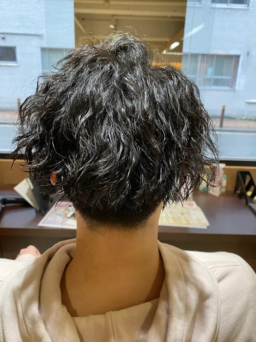 メンズスタイリング メンズパーマ スパイラルパーマ ツイストスパイラルパーマ ツイストパーマ パー Lee 大阪店所属 Lee大阪店 モモカのヘアカタログ ミニモ