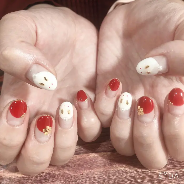 お正月ネイル オフ込で90分になります 15分1100円でやり放題のお店になっておりま Nail Eyelash Aura新宿西口店所属 吉野 ネイルデザイナーのネイルデザイン ミニモ お正月ネイル オフ込で90分になります 15分1100円でやり放題のお店になっておりま Nail Eyelash Aura新宿西口店所属 吉野 ネイルデザイナーのネイルデザイン ミニモ