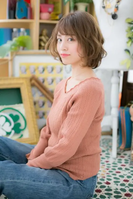 ナチュラルボブやクールな大人ボブからのヘアアレンジにオススメ ラフなくせ毛風パーマのラブフェミニンボ カバーヘアーブリス大宮西口店所属 鶴貝 幸哉のヘアカタログ ミニモ