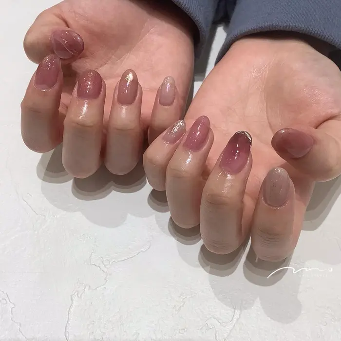 シアーカラーで春らしく 可愛いニュアンスネイル Nail Avanceイオンモール和歌山所属 濱田 百羽のネイル デザイン ミニモ
