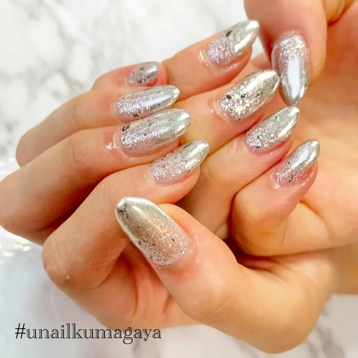 ミラーグラデーション Unail ユーネイル熊谷 所属 Unail ユーネイル熊谷のネイルデザイン ミニモ
