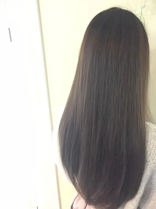 エイジング毛をツヤサラに改善できる当店限定メニュー リムーション 歳を重ねるごとに増え続けるフワフ Belog Chez Vous所属 K Tのヘアカタログ ミニモ