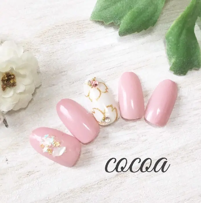 今の季節に 桜ネイルです Cocoa所属 アイラッシュネイル サロンcocoaのマツエクデザイン ミニモ