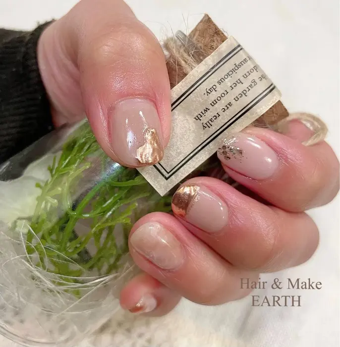 ニュアンスネイル ショートネイル Hare Make Earth 入間店所属 石川 あかねのネイルデザイン ミニモ