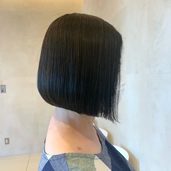ぱつっと前下がりなbob Cut Colour モッズ ヘア アカデミー所属 山崎 巴菜のヘアカタログ ミニモ