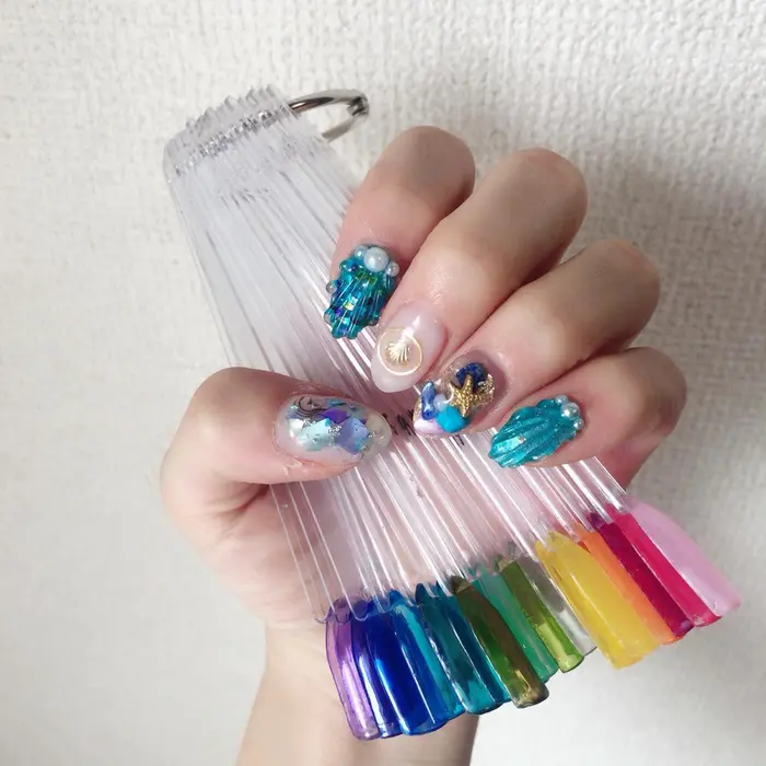 Salon De Radial所属 加藤 祐梨のネイルデザイン ミニモ